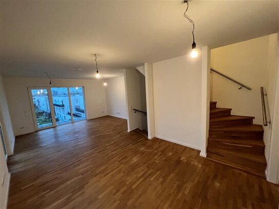 Exklusive 4-Zimmer-Maisonette-Wohnung mit Dachterrasse - Luxuriöses Wohnen im Kaskadenpark!