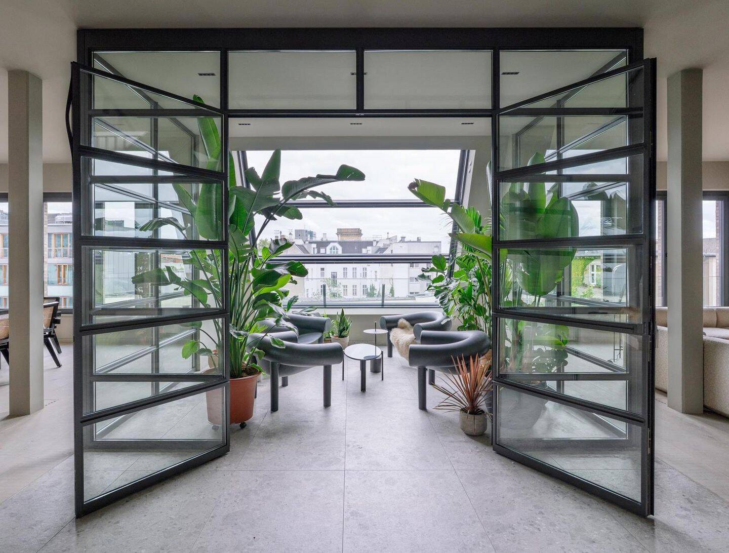 Luxuriöse penthouse in Berlin's Prime Lage- mit Dachterrasse , sauna & 3 Stellplatz - Foto 1