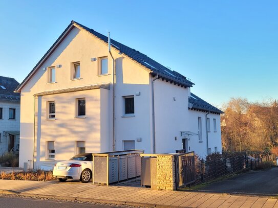 Neubau 2021! 3-Zimmer-Wohnung mit Einbauküche und Terrasse/Garten in Forchheim