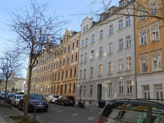 Attraktive 4 Zimmerwohnung mit Balkon und Abstellkammer