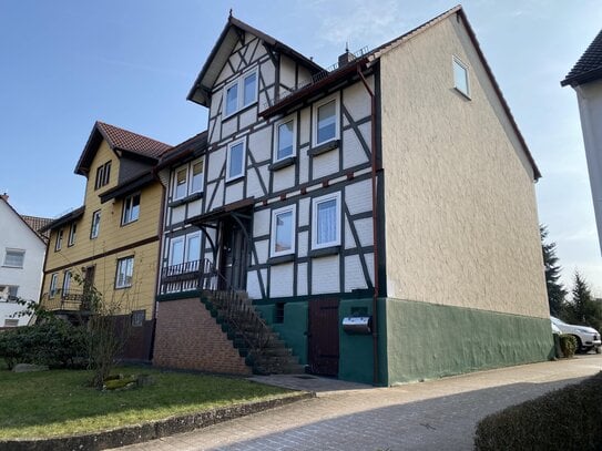 Gepfl. Haus mit ELW in ruhiger, zentraler Lage von Fuldabrück-Dörnhagen