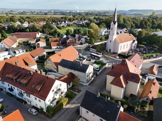 KENSINGTON - Exklusiv - Charmante 3-Zi.-Dachgeschosswohnung mit Südbalkon im Osten von Ingolstadt!