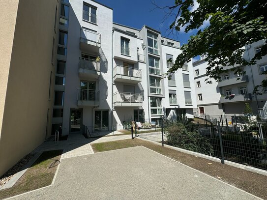 Sofort bezugsfrei - Attraktive 2 RWG mit großem Balkon und herrlichem Blick