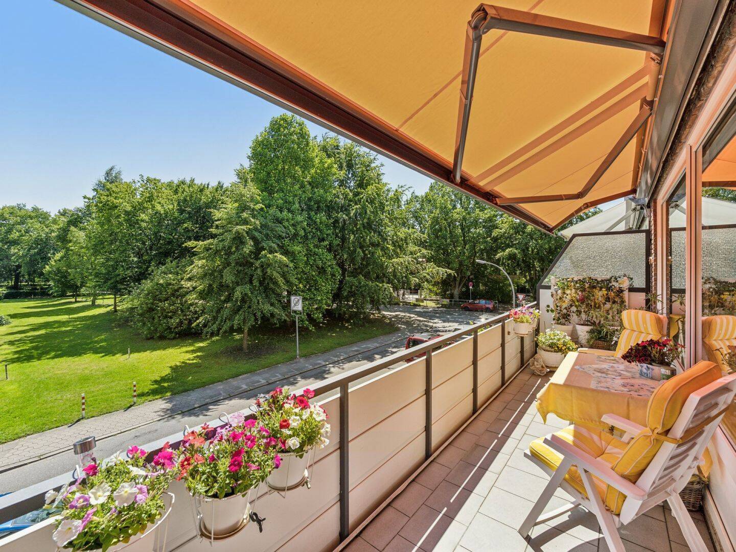 Kapitalanlage! Vermietete 3-Zimmer-Wohnung mit 2 Balkonen in HH-Rahlstedt