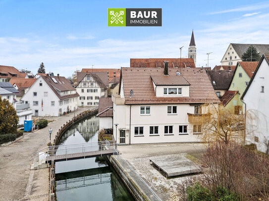 Wohn- und Geschäftshaus in der Altstadt von Ehingen mit großer Gewerbefläche und 3 Wohnungen