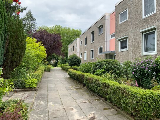 Schöne, helle 4-Zimmerwohnung Hochparterre, ca. 90m² mit Terrasse, Garten + Stellplatz in HH-Mümmelmannsberg