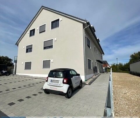 Erstbezug/Neubau! 3-Zimmer-DG-Wohnung mit großer Terrasse