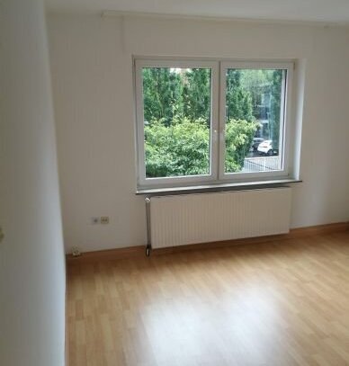 Solvente Nachmieter für renovierte Wohnung gesucht