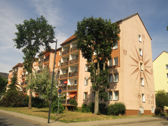 Erstbezug nach Sanierung! Schöne 2-Raum Wohnung im Grünen