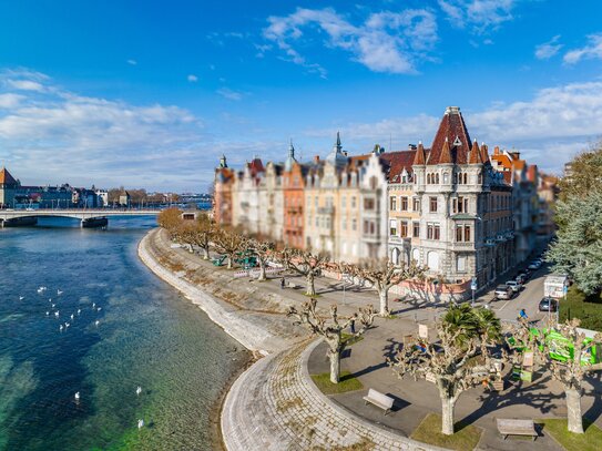 Seltene Gelegenheit mit Potenzial: Auszubauende Maisonette-Wohnung mit großer West-Terrasse