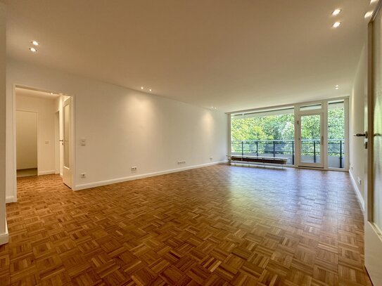 Erstbezug nach Sanierung - Exklusive Wohnung mit Süd-Balkon und TG-Stellplatz am Kaiserpark