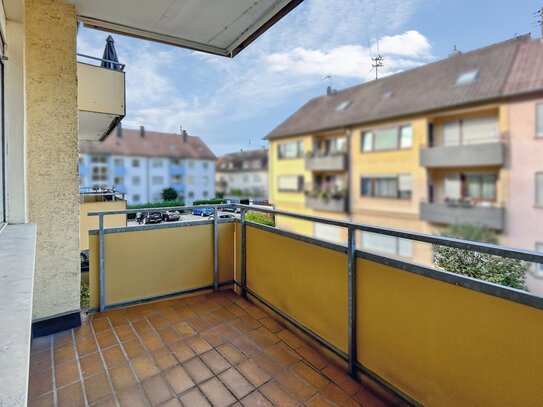 Helle 2-Zimmer-Wohnung mit Balkon in Ludwigsburg-Oßweil