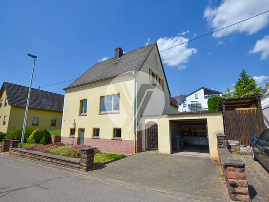 Föhren - TOP Lage // Familienhaus für Handwerker und Selberbauer // mit großem, sonnigen Grundstück