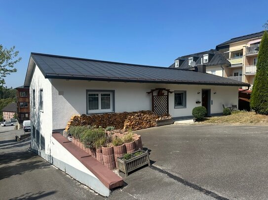 Einfamilienhaus-Bungalow mit Lagerflächen in Freyung Nähe Zentrum