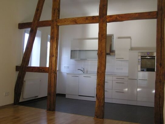 Helle Dachgeschoßwohnung in Gründerzeit- Altbau mit herrlichem Blick auf Lüchows schönste, aber ruhige Altstadtstraße