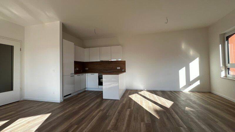 3-Zimmer-Wohnung mit Westbalkon und Einbauküche - mehrere Erstbezüge! - Photo 1
