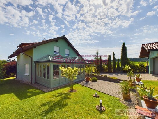 Einfamilienhaus + Ferienhaus auf exklusivem Grundstück in malerischer Lage von Ilmenau zu verkaufen