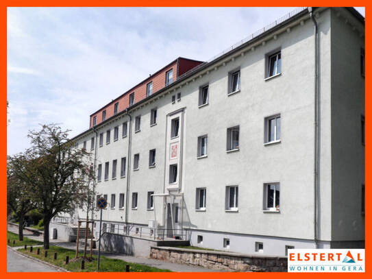 4 Räume in grüner, ruhiger Randlage! Bad mit Wanne // Spielplatz am Haus!