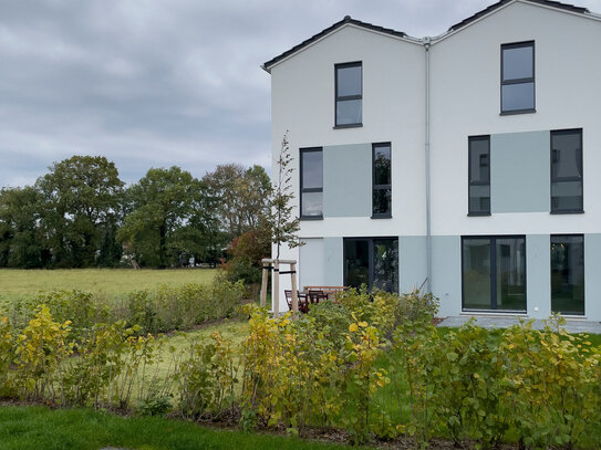 Reihenhaus mit Garten und Stellplatz