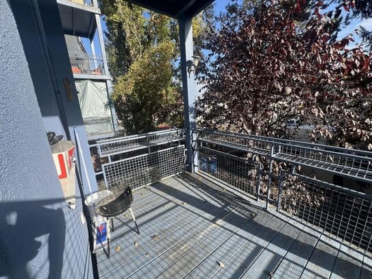 Gemütliche 2-Zimmer-Wohnung mit Balkon - Ihr neues Zuhause im 2. OG rechts!