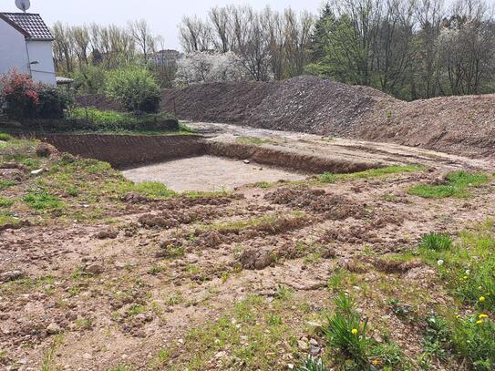 Neunkirchen: Geld sparen durch Bauen in Eigenregie