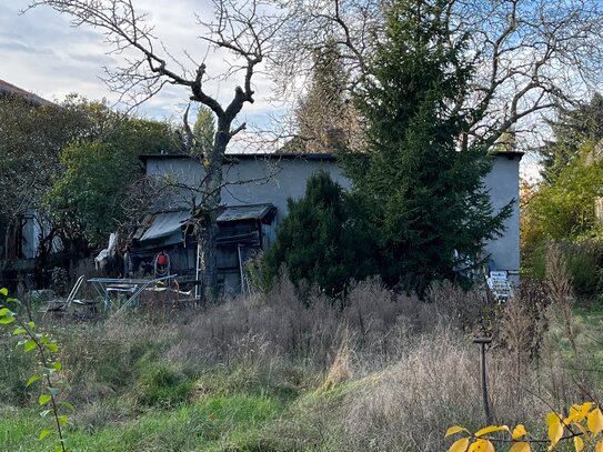 traumhafte Lage in Berlin Mahlsdorf hinteres Baugrundstück