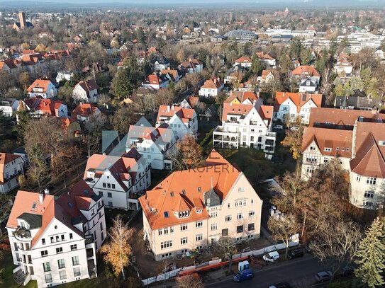 Erstbezug in Dahlem: Modernisierte Altbauwohnung mit Aufzug