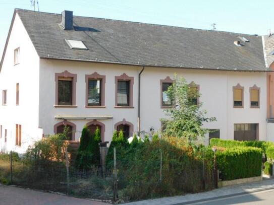 Fell a.d. Mosel - 4 Zimmerwohnung auf 2 Ebenen mit 115 qm Wohn- und 30qm Nutzfläche