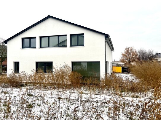 Vier Doppelhaushälften in Burg bei Magdeburg zu verkaufen