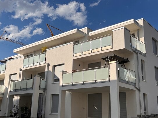 Penthouse Wohnung mit Eleganter Wohnküche und großer Dachterrasse