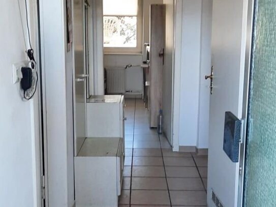 8Monteurwohnungen, ca.230qm,7x25qm1x55qm,Jahresnettomiete 56.400€ 495.000 € VB