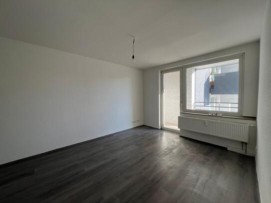 Schöne 2-Zimmer Wohnung mit Balkon!