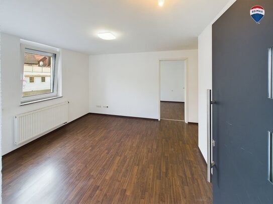 *RESERVIERT* Gemütliche 2-Zimmer-Wohnung mit Einbauküche in Leonberg