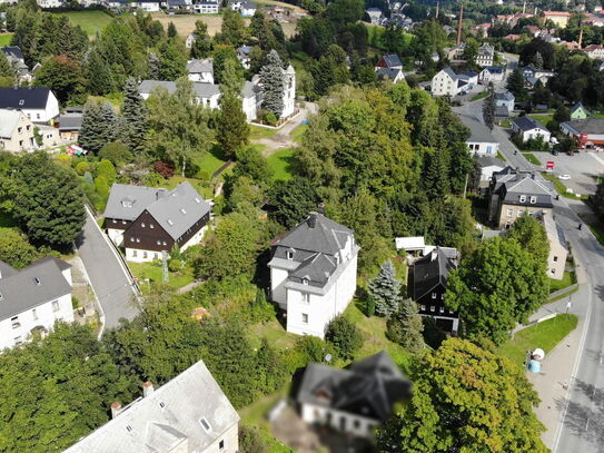 Stilvolles Mehrfamilienhaus im Erzgebirge zu verkaufen