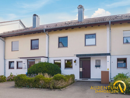 Sofort verfügbares Reihenmittelhaus mit zwei Garagen, in beliebter Wohngegend von Bad Abbach