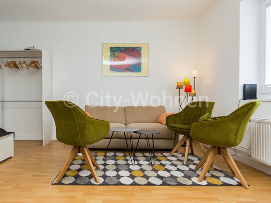 Helle und modern eingerichtete 1-Zimmer Wohnung mit Balkon in Hamburg-Hoheluft