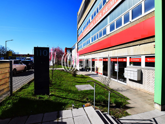 Helle Büro- und Lagerflächen auf einer Etage - Lastenaufzug vorhanden!