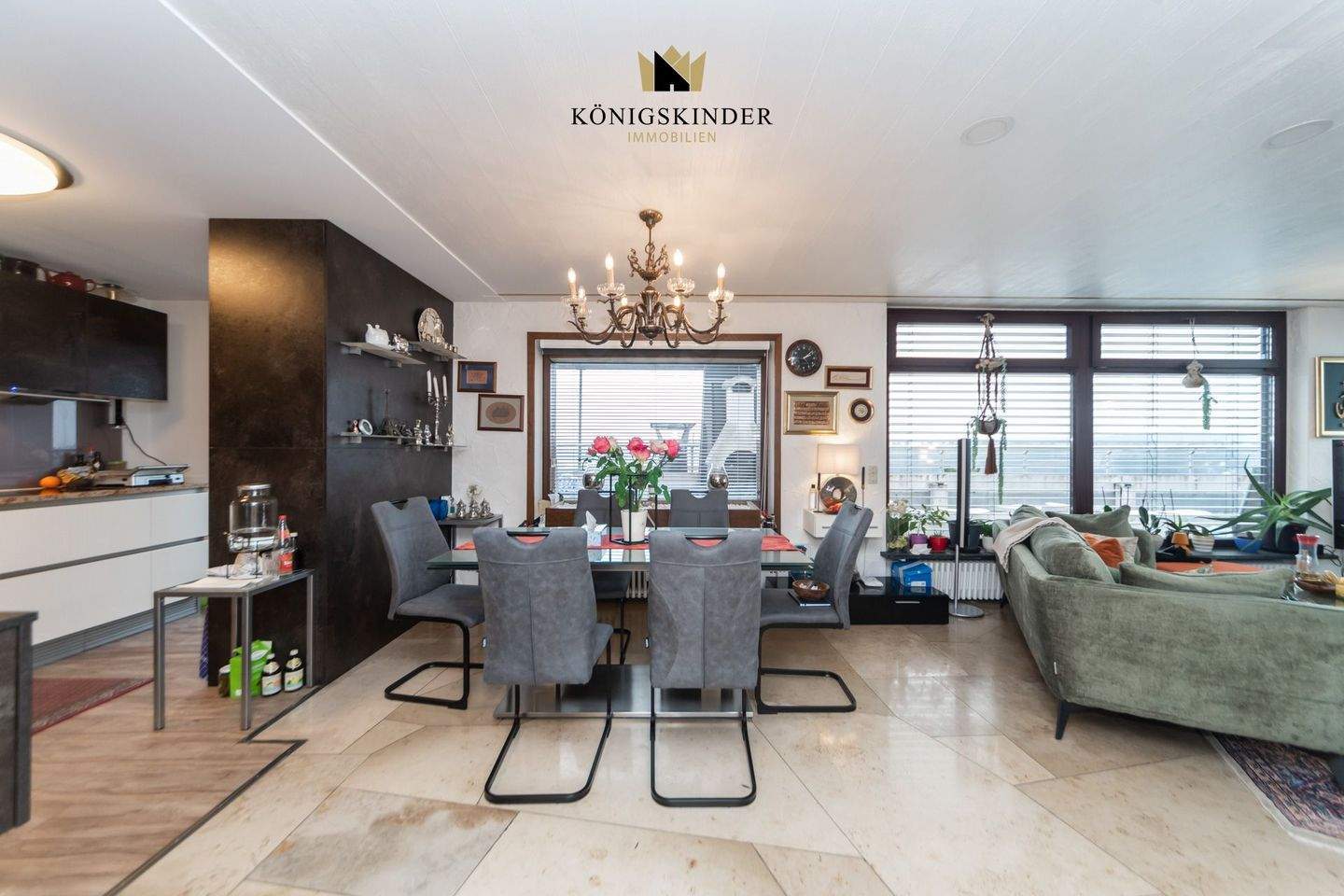 Immobilie in Leinfelden-Echterdingen - Ganz oben wohnen: Penthouse mit umlaufender Dachterrasse und Weitblick - Bild 0