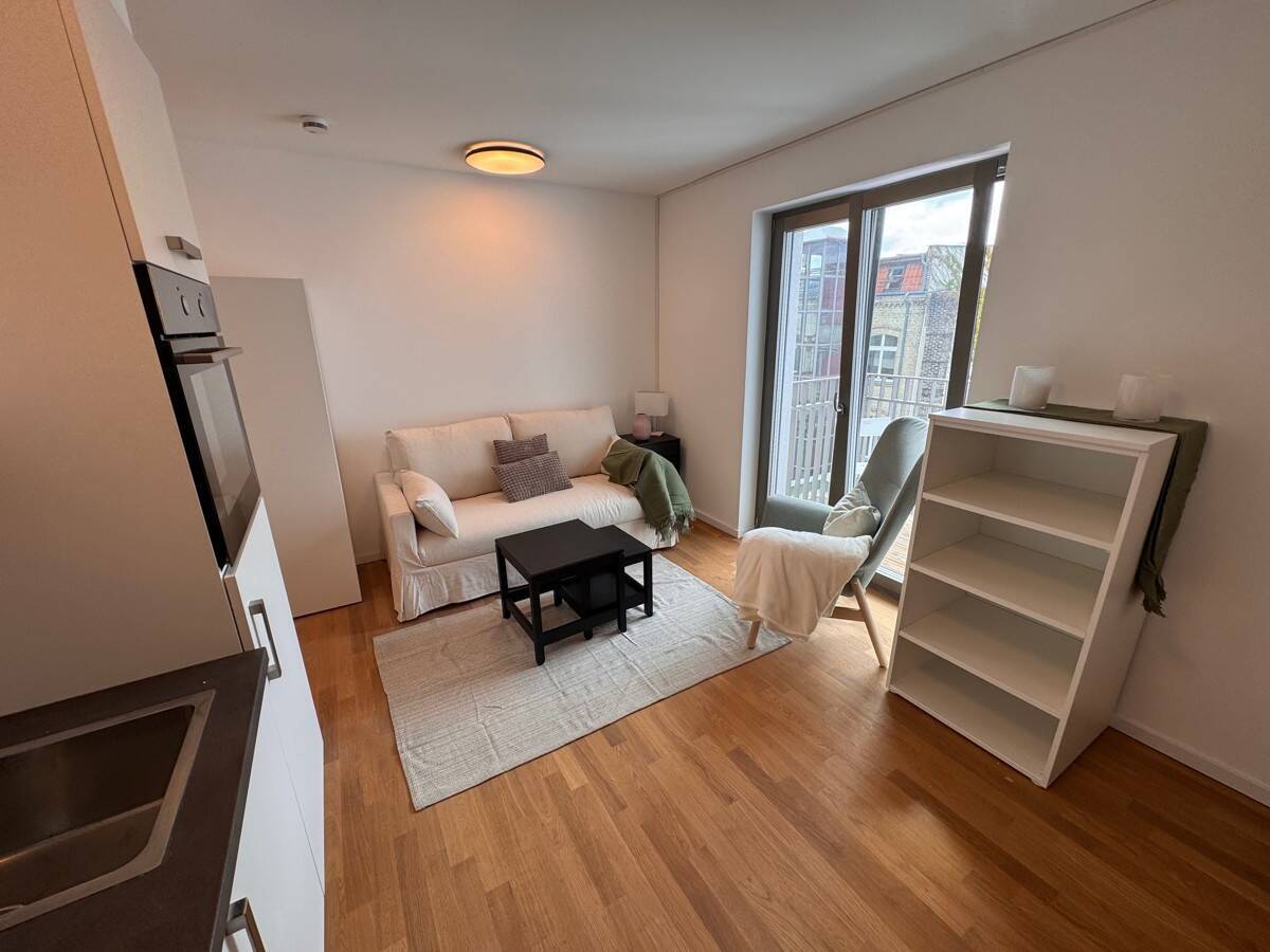 Weißensee: Berliner Allee: ERSTBEZUG im NEUBAU - ab 15.08.26: 1-Zi-Whg, 23 m² - VHS 5. OG + BALKON - Photo 1