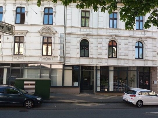 Gepflegte Arbeitsplätze und Büros in Jugendstil-Altbau mieten - All-in-Miete