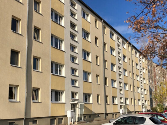 Für die kleine Familie! 3-Zimmer-Wohnung im Erdgeschoss mit Balkon