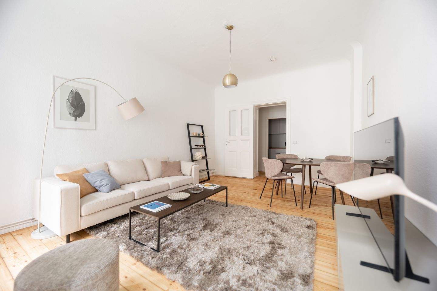 Sehr schöne 2-Zimmer Wohnung in Neukölln - voll möbliert - Photo 1