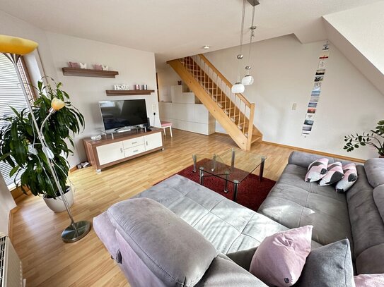 *RESERVIERT* 4-ZIMMER-STUDIOWOHNUNG MIT BALKON UND SCHÖNER AUSSICHT