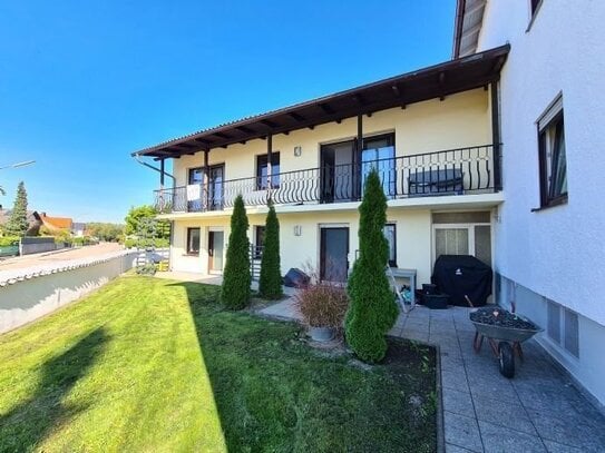 NEUMANN - Renovierte 4ZKB Wohnung mit Einbauküche im 1. OG mit Garten & Balkon in ruhiger Lage