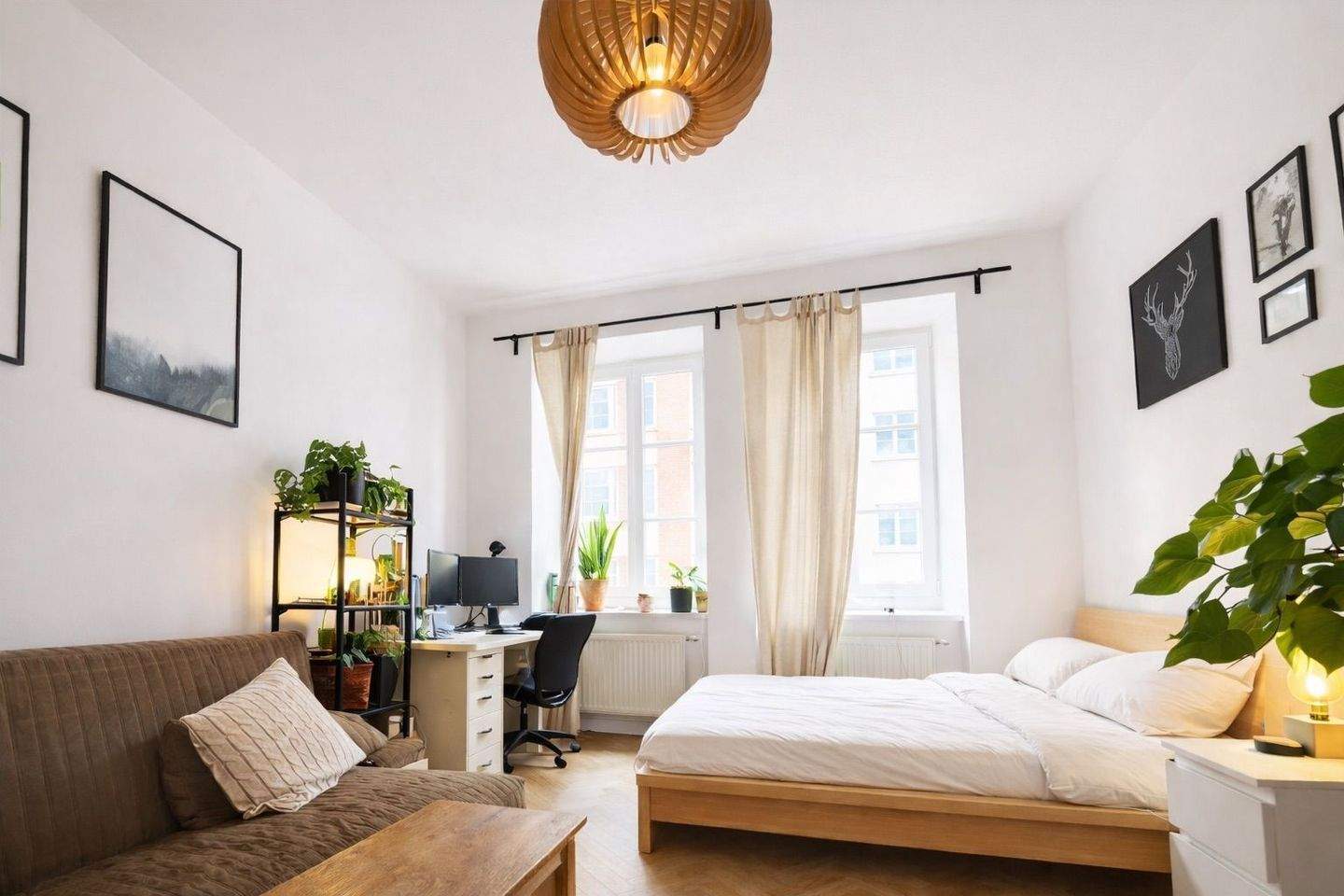 Zentral wohnen. Ruhig leben. Familie genießen - 4 Zimmer mit Balkon