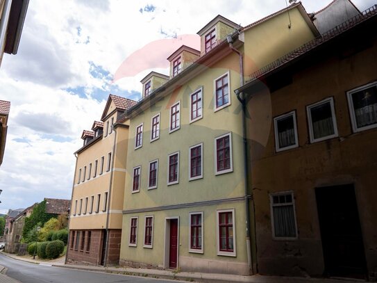 Attraktive & großzügige Zweiraumwohnung in ruhiger, aber zentraler Lage