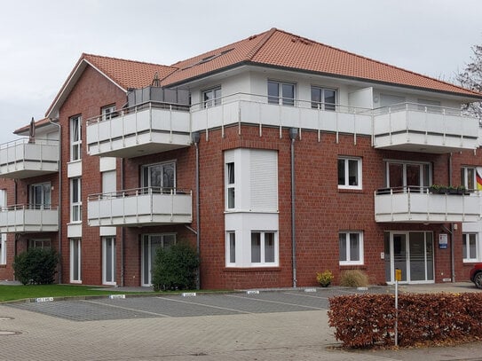 Ansprechende, neuwertige 2 Zimmer-Penthouse mit ausgebautem Spitzboden in Syke-Barrien