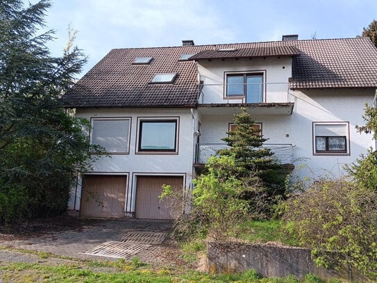 Großes Einfamilienhaus bzw. 3-Familienhaus