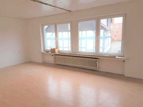 *** 3 Zimmer, Küche, Badezimmer in Baunatal-Kirchbauna zu vermieten***