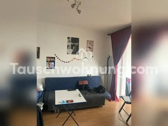 [TAUSCHWOHNUNG] 2-Zimmerwohnung mit separater Küche und Balkon.